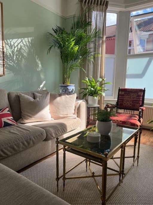 2025 Award Winner Liverpool Strawberry House - 3 Bedrooms المظهر الخارجي الصورة